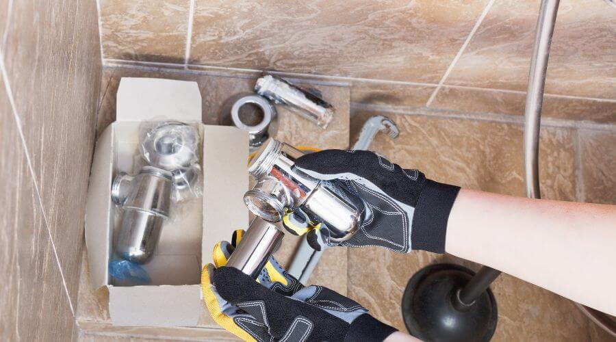 Professional gutter cleaning in Mankato, KS